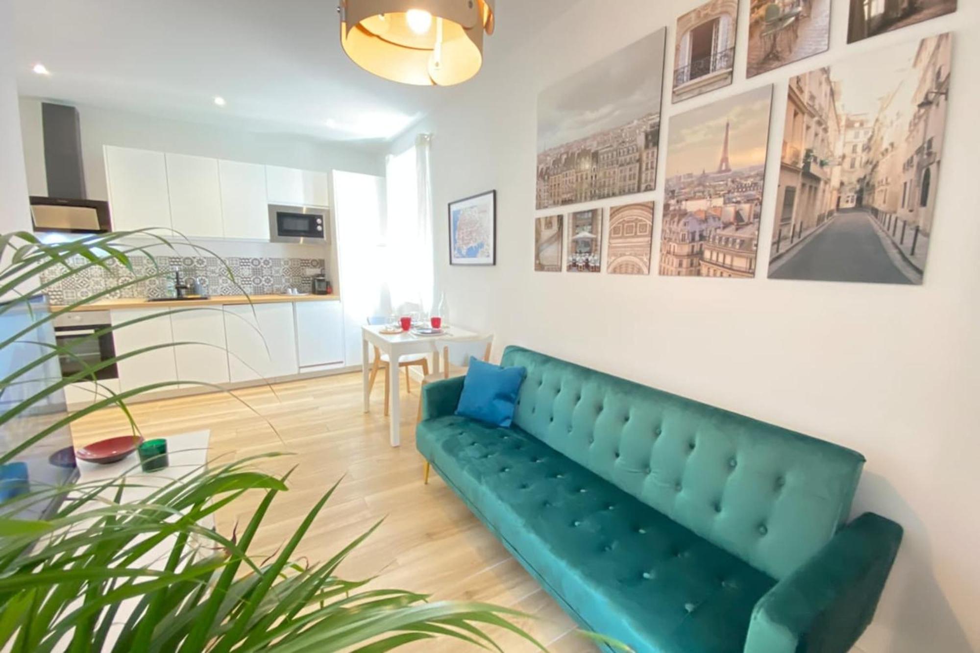 06An - Beautiful Apartment In The Heart Of Old Antibes Luaran gambar