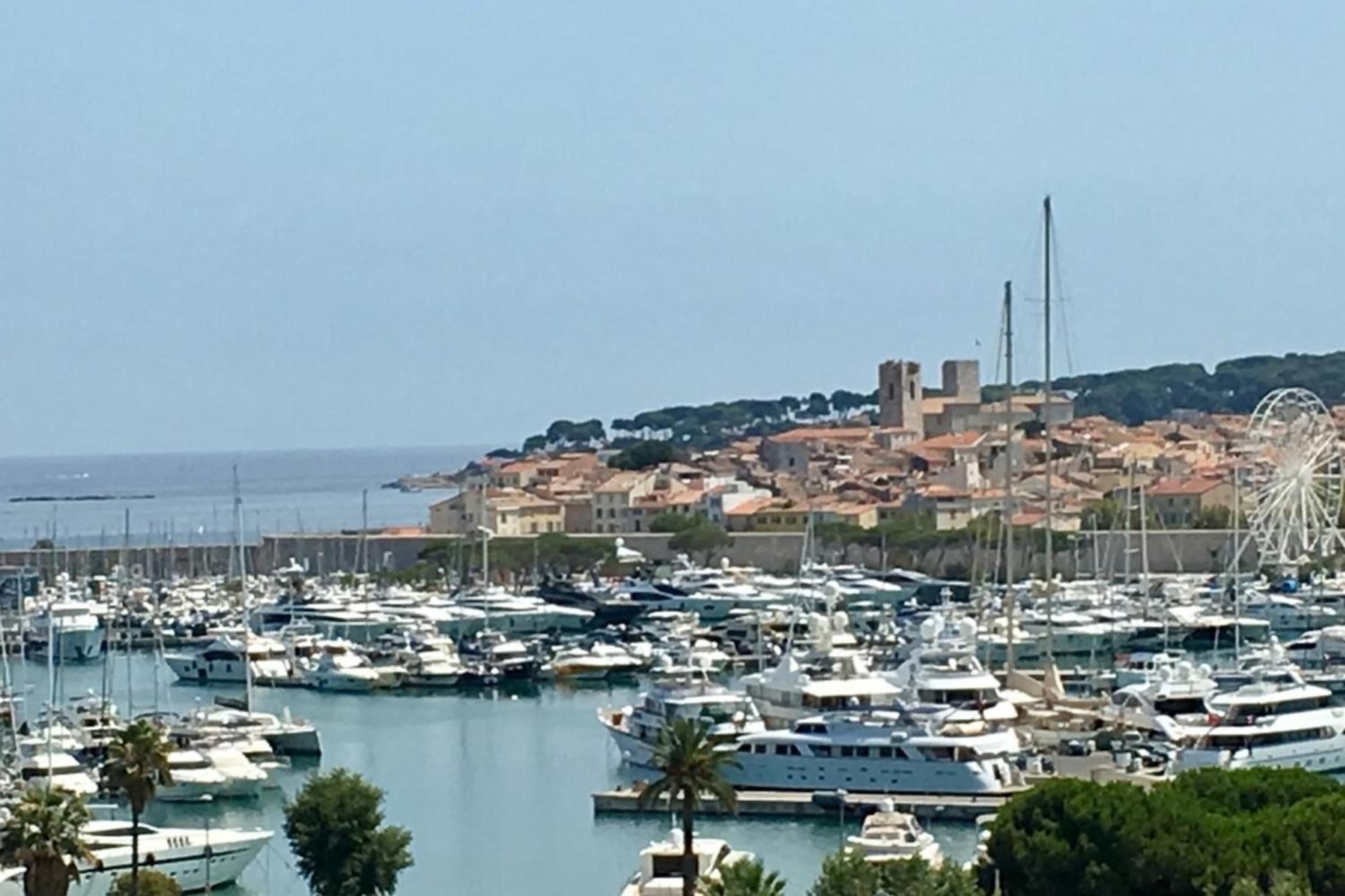 06An - Beautiful Apartment In The Heart Of Old Antibes Luaran gambar